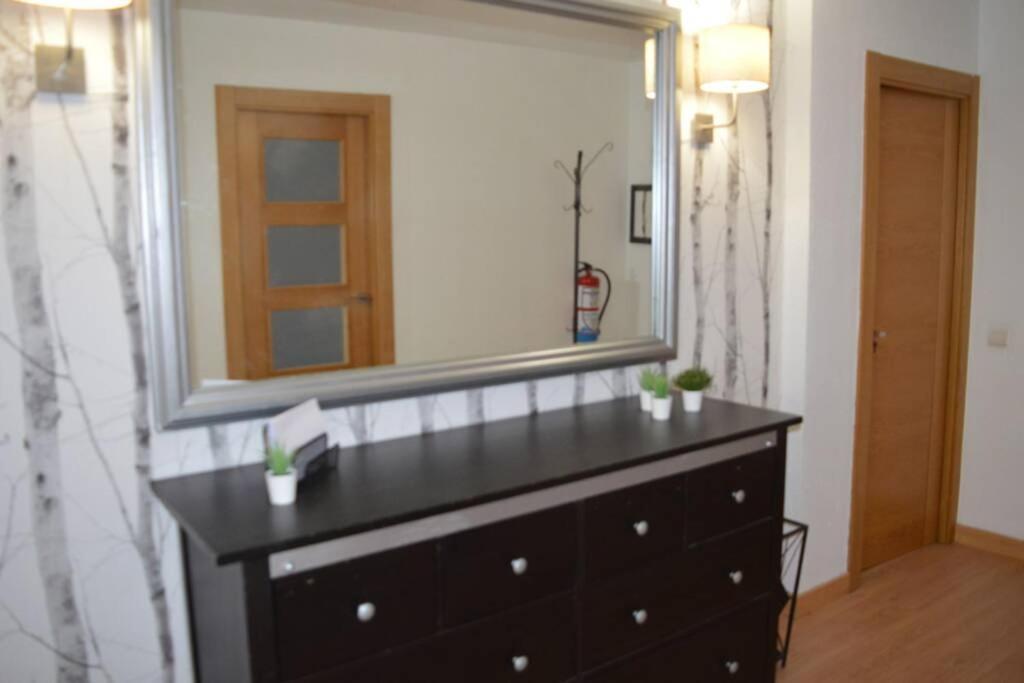 Apartamento turístico FARO DE LUNO San Vicente De La Barquera Exterior foto