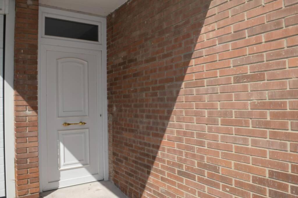 Apartamento turístico FARO DE LUNO San Vicente De La Barquera Exterior foto