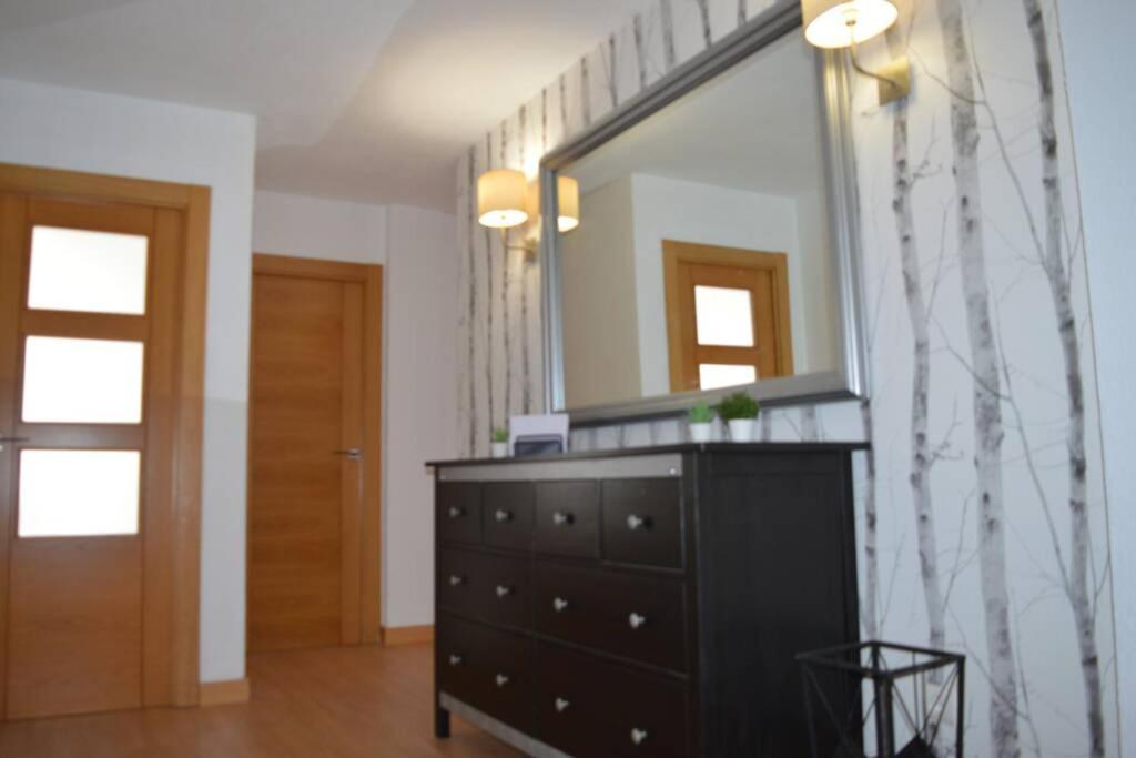 Apartamento turístico FARO DE LUNO San Vicente De La Barquera Exterior foto